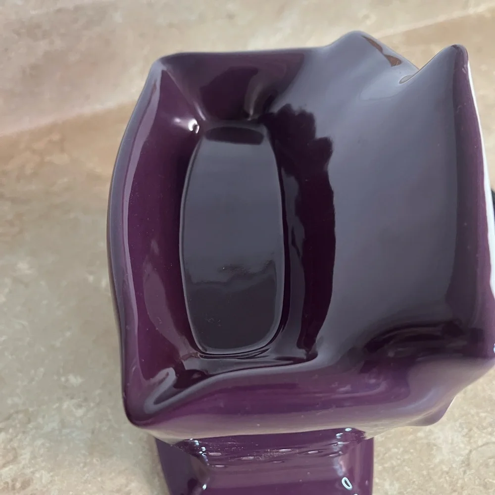 Scentsy eye catching